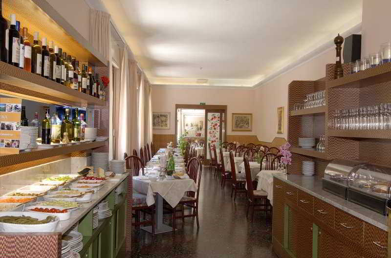 Hotel Delle Rose San Bartolomeo Al Mare Ngoại thất bức ảnh